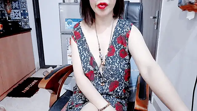 Živý XXX chat Miu-Le