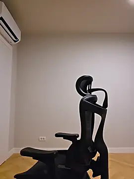 Živý XXX chat MiaRides19