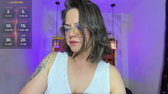 Онлайн чат XXX Luciifeer_