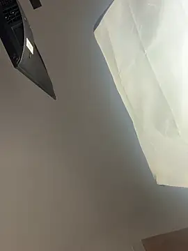 Онлайн чат XXX hannahst_