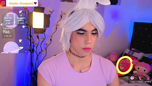 Kheyler_1: διαδικτυακό σόου στην κάμερα