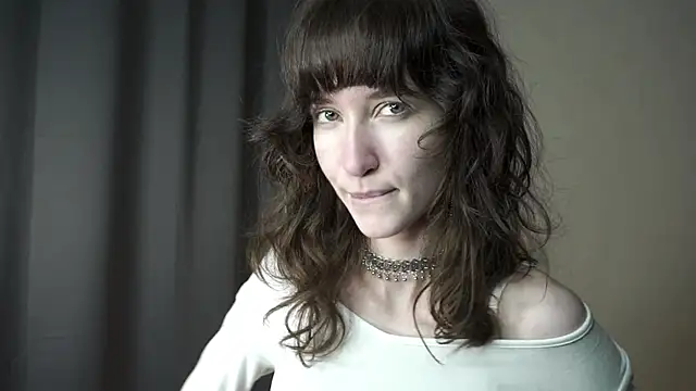 Онлайн чат XXX DellaLeck