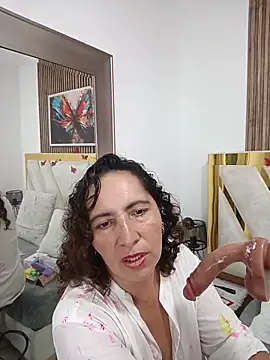 Luna_Naughty1 Adlı Modelin Canlı XXX Sohbeti