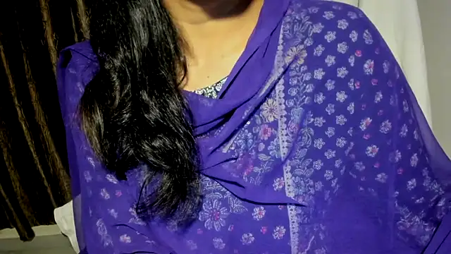 TheShyGirl_ – Naživo XXX chat