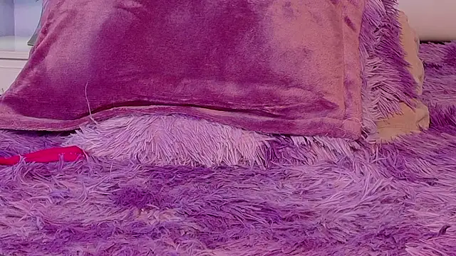 yvi_taylor Chat XXX in diretta