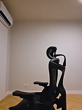 MiaRides19 Live XXX-chat