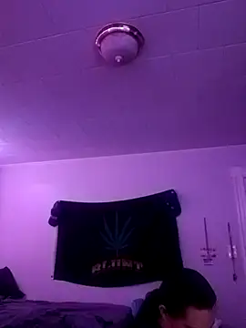 ChuckyyDee: απευθείας συνομιλία ΧΧΧ