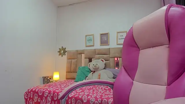 olivia_willd Live XXX-Chat