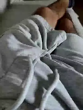 emremodel Chat XXX in diretta