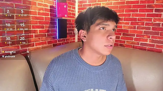 Thiago_Kozak Live XXX-chat