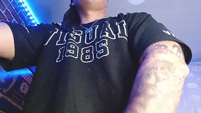 jordan_bigcock_: απευθείας συνομιλία ΧΧΧ