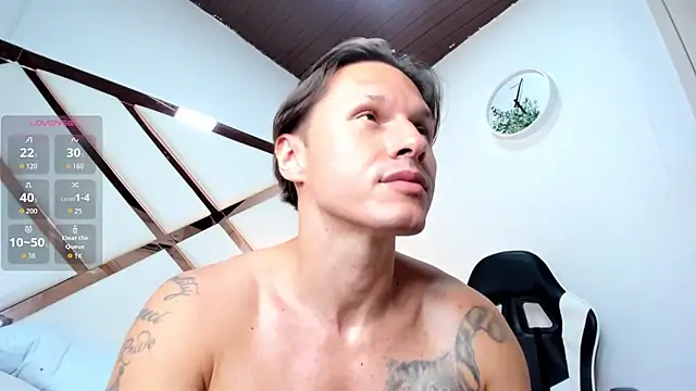 Justin_valverde: απευθείας συνομιλία ΧΧΧ