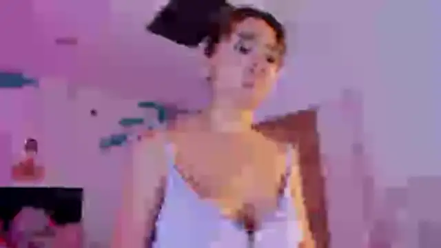 Chat +18 de Alicia_Sunn ao vivo