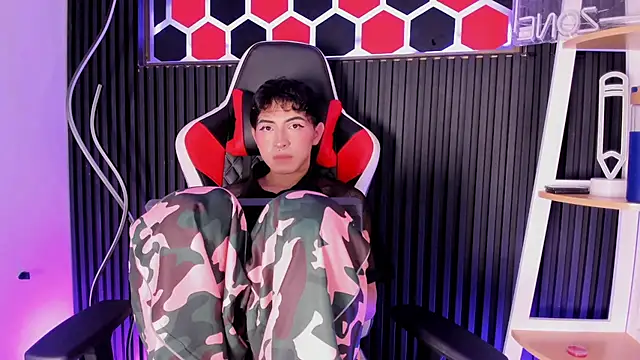 Cristopher_Wild webkamerás műsora