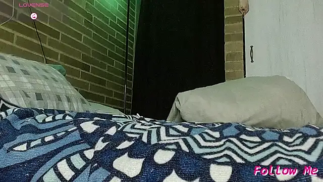 sweet-little Live XXX-Chat