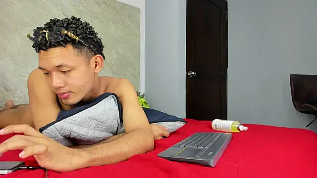 Matheoo-23: απευθείας συνομιλία ΧΧΧ