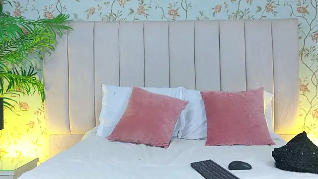 JonesDiazのライブXXXチャット