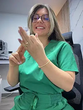 alicee16's Live XXX Chat