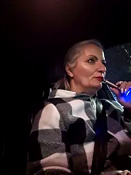 LadyTouch's Live XXX Chat