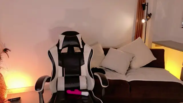 ChloeMoreti Live XXX-Chat