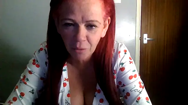 Chat +18 de Forbidden-Irish-x ao vivo