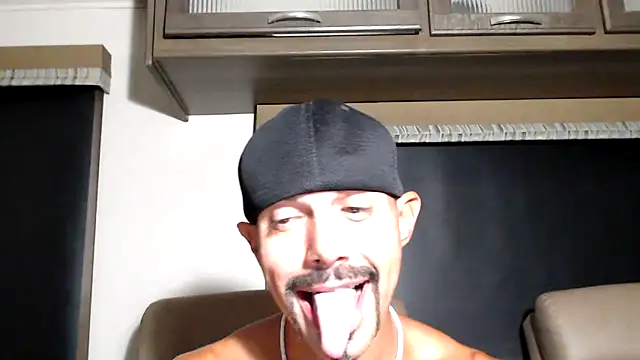 ThickD2C's Live XXX Chat