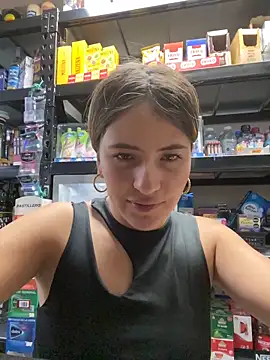 دردشة Andrea_19blonde الجنسية المباشرة