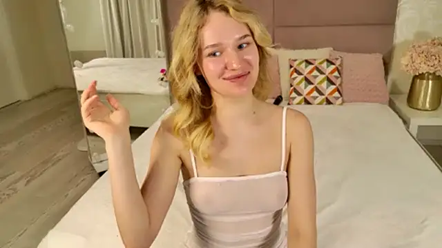 IndieMoon's Live XXX Chat