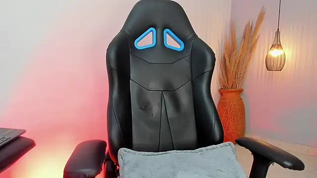 Samanta_Martiinez's Live XXX Chat