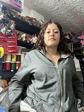 Amber_rosse_outdoors Webcamshow