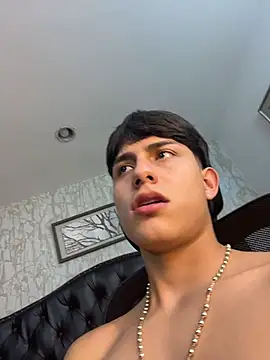 Lander_Cruz 웹캠 쇼