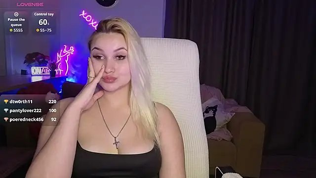 adrelaxina élő XXX-chatje