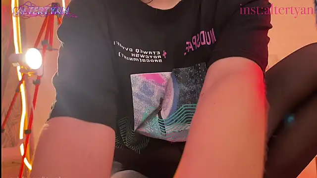 altertyan Adlı Modelin Canlı XXX Sohbeti