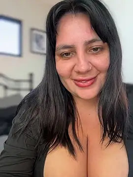 Vicky_Sixx 即時 XXX 聊天