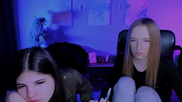 lizzie_boom_'s Live XXX Chat