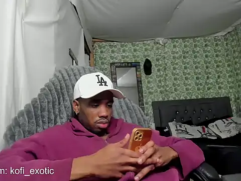 Kofi_exotic_2 라이브 XXX 채팅
