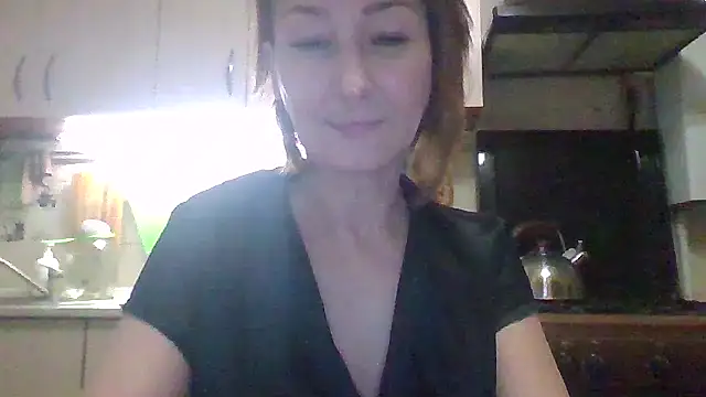 Pline1 Adlı Modelin Canlı XXX Sohbeti