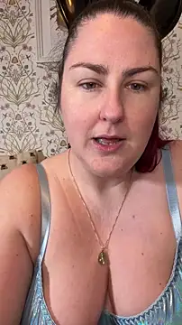 Chat +18 de Lacey-BBW ao vivo