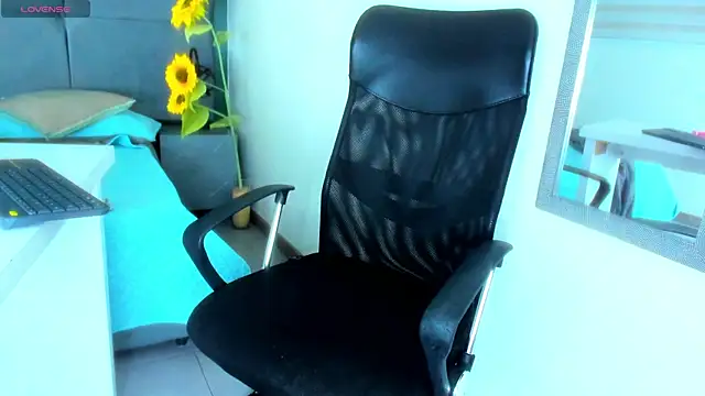 Онлайн чат XXX Jheampiiero