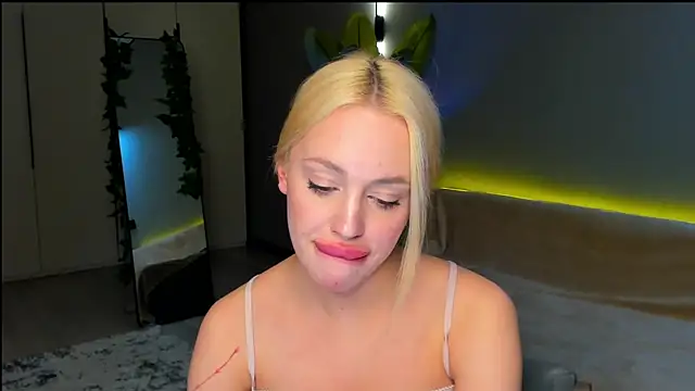 Luna_Beverly – Live XXX-chat