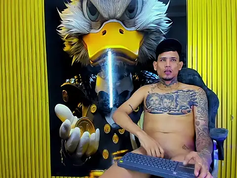 Winsord_Bigcockn Webbikameraesitys