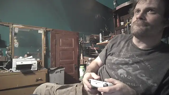 charactrzero élő XXX-chatje