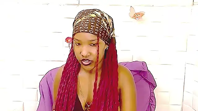 EroticSexyPrada Chat XXX live