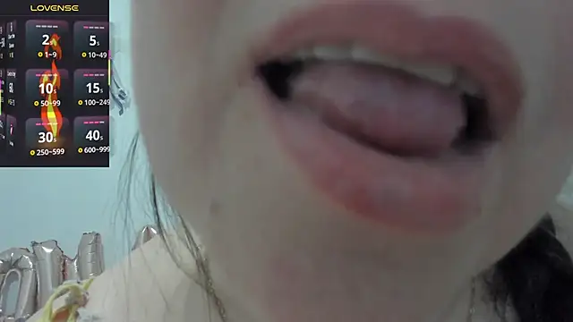 Онлайн чат XXX esmeraldamfc