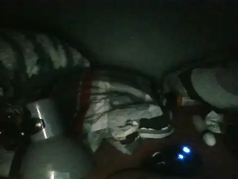 Analnyadrian's Webcam Show