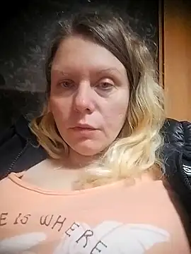 Lana-murr Adlı Modelin Canlı XXX Sohbeti