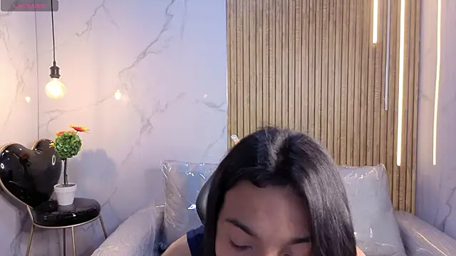 Wendy_1_ Adlı Modelin Canlı XXX Sohbeti