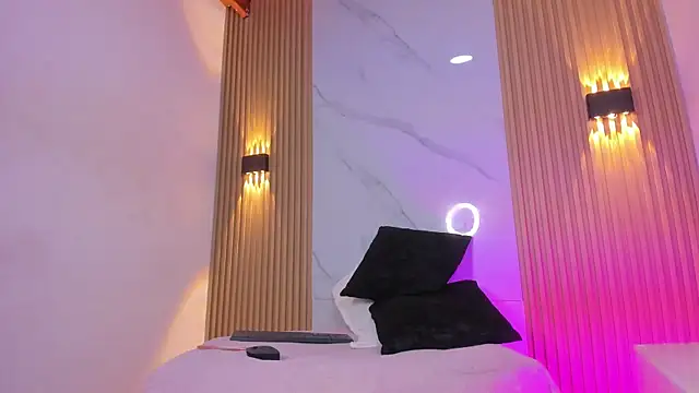 Miss_ElektraNova Chat XXX live