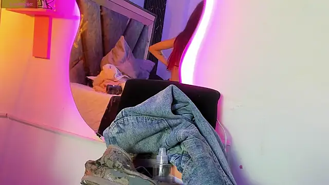 Hanna_jonnes_: онлайн-секс-чат