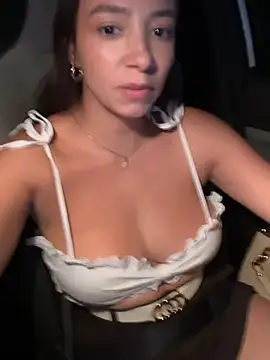 Hall_16のウェブカメラショー